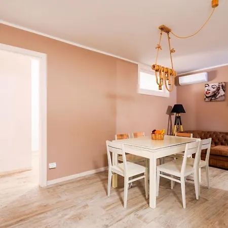 Sunrise アパート ガリポリ